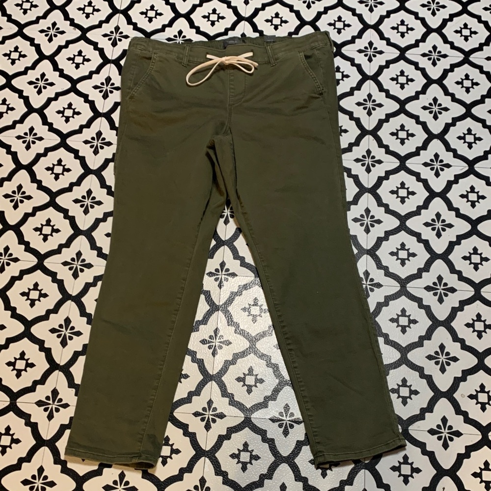 Torrid Weekend Boyfriend Straight Stretch Twill Green Trousers - Picture 3 of 6